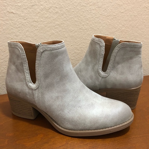 Bootie - Picture 5 of 7